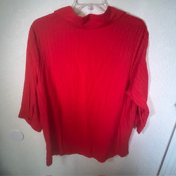 White Stag Bundle/3 Plus Red, Blue & Turquoise Crinkle Blouses- Plus Size 18/20 - Picture 5 of 9